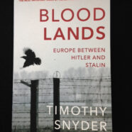 Snyder T., Blood Lands